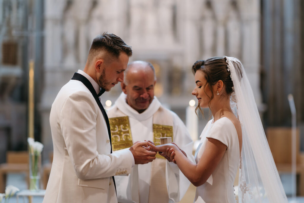 obřad v kostele Kolín