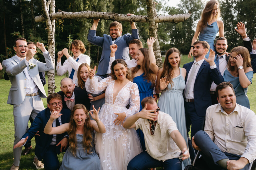 svatební skupinovka